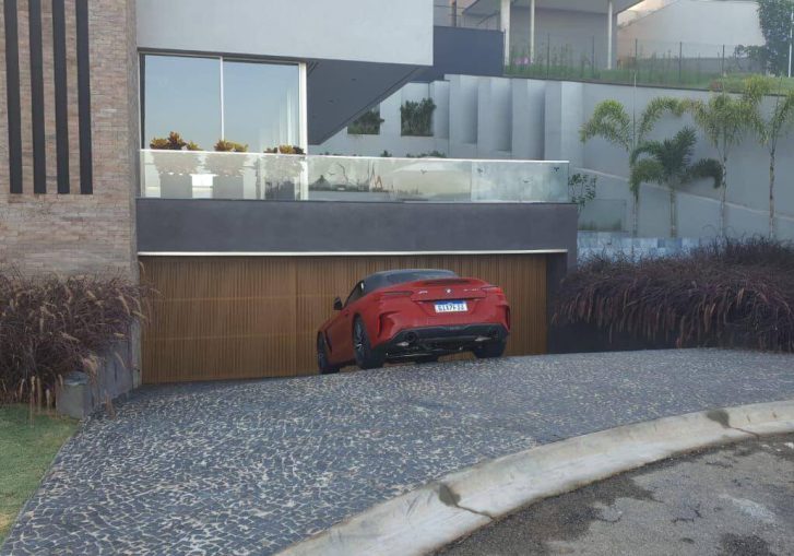 eace9de6-fb75-4a97-acda-00f98e4a55fa